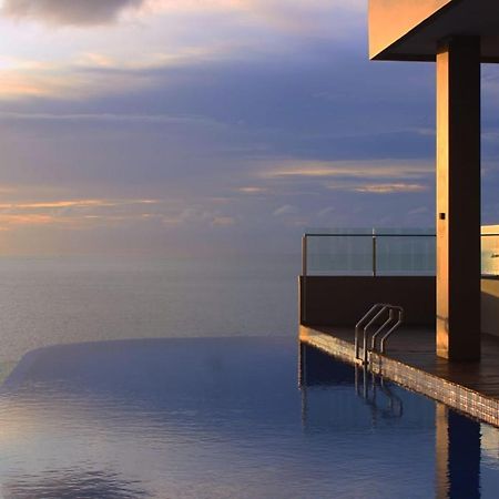 Golden Tulip Essential Belitung Hotel Tanjung Pandan Luaran gambar