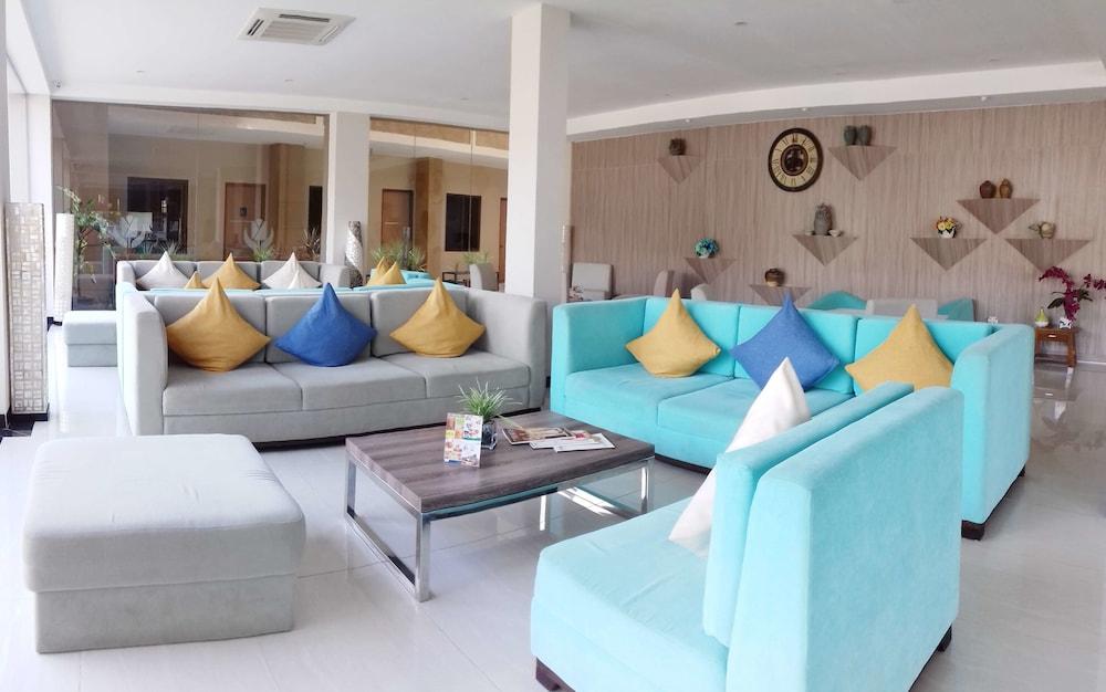 Golden Tulip Essential Belitung Hotel Tanjung Pandan Luaran gambar