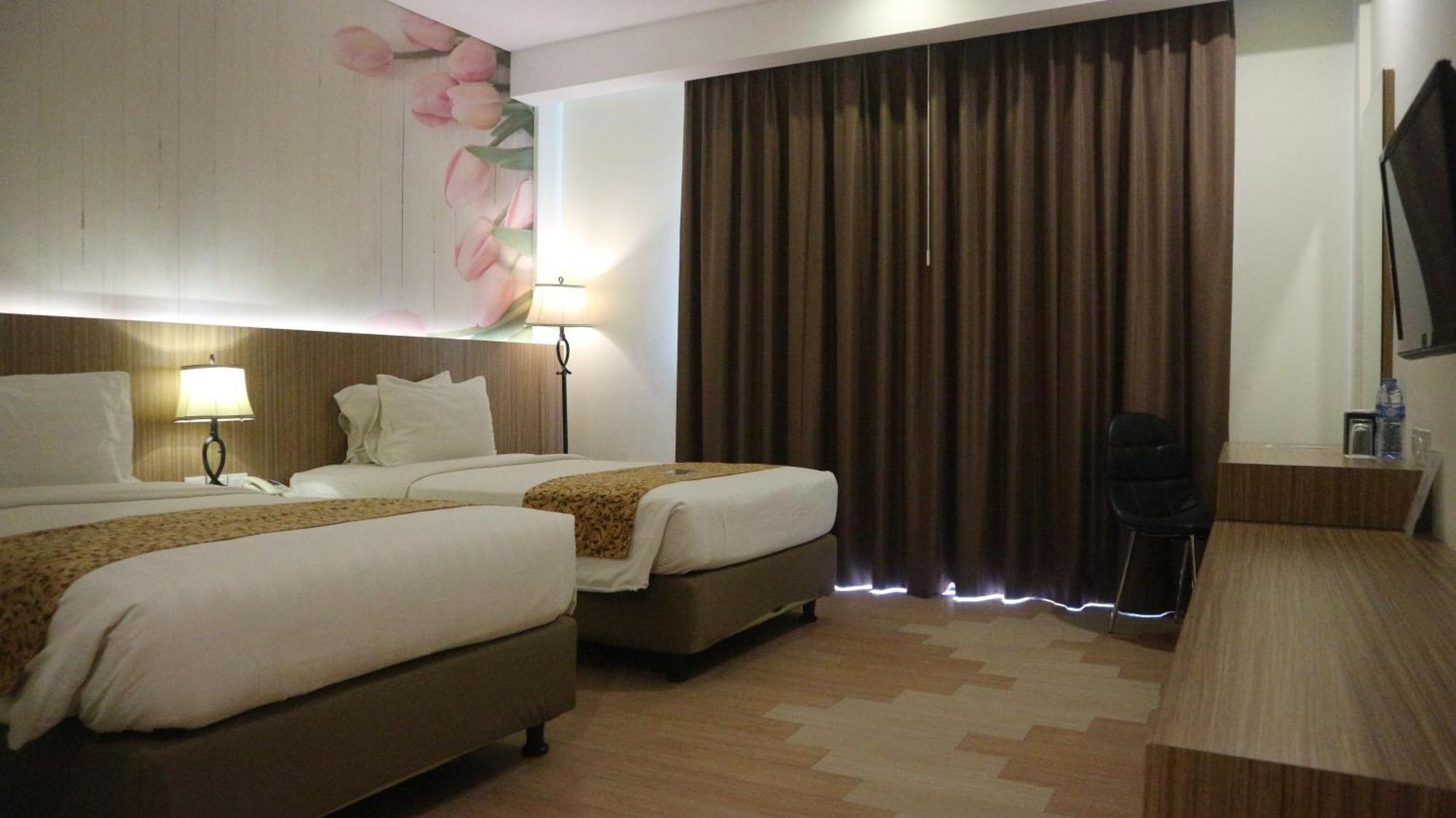 Golden Tulip Essential Belitung Hotel Tanjung Pandan Luaran gambar