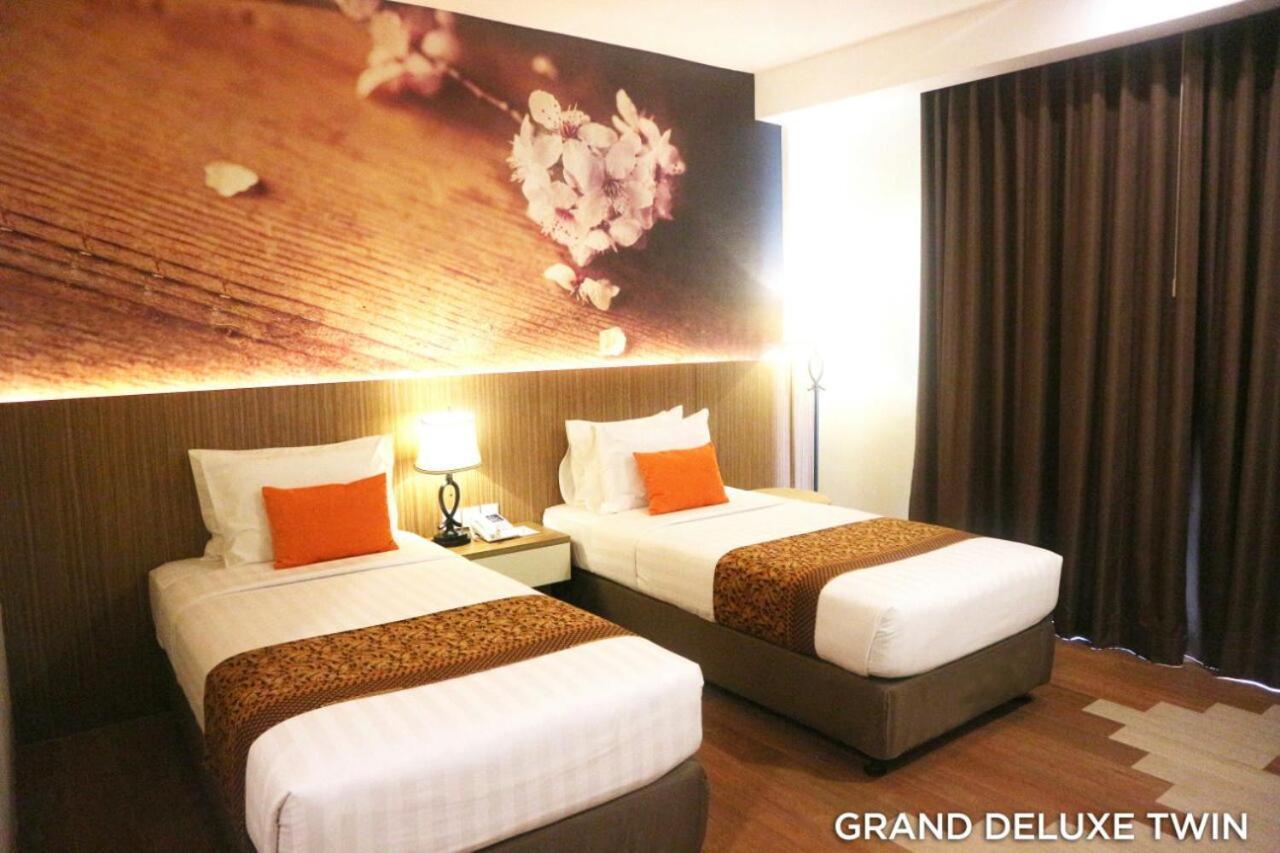 Golden Tulip Essential Belitung Hotel Tanjung Pandan Luaran gambar